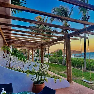Punta Me , Cancún México